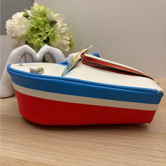 SpongeBob Loungefly- Boat-Shaped Crossbody - Picture 7 of 7